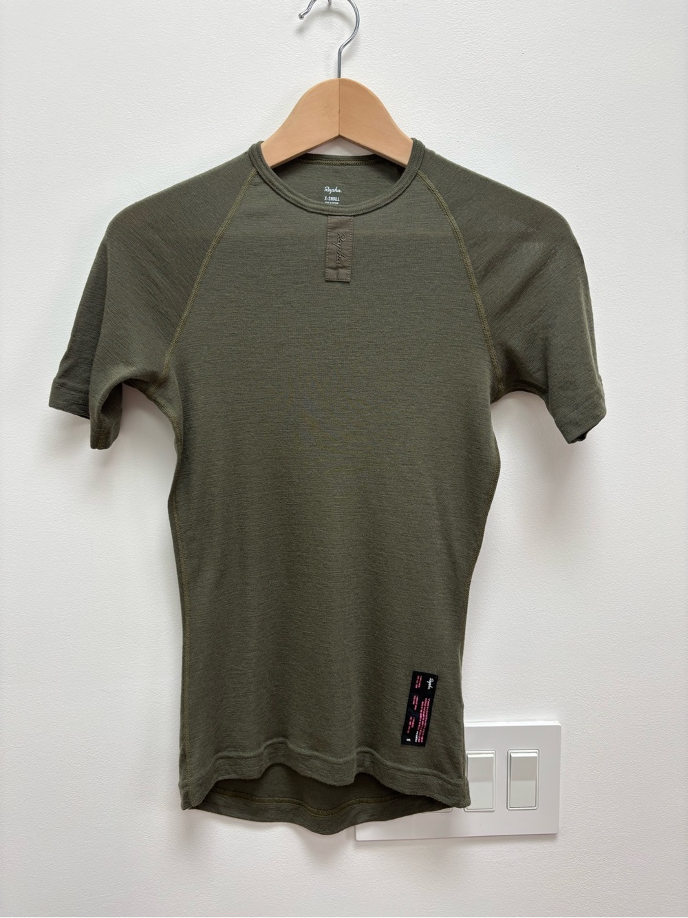 Rapha Merino Wool Base Layer Short Sleeve in Olive Green XS